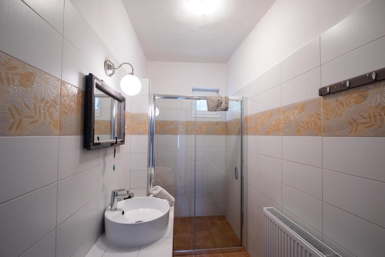 Appartamento Milio Apartman Badacsony Badacsonytördemic Esterno foto