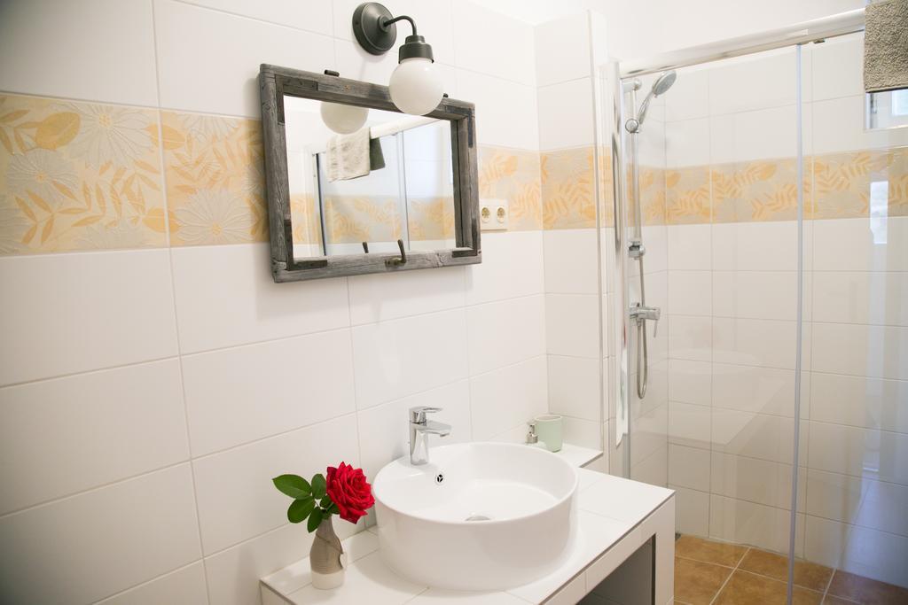 Appartamento Milio Apartman Badacsony Badacsonytördemic Esterno foto